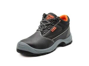 Ochranná pracovní obuv vysoká vel. 43