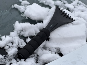 Škrabka na led do auta CAR ICE 1