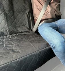 Ochranná deka do auta pod psa CAR ROCKY S
