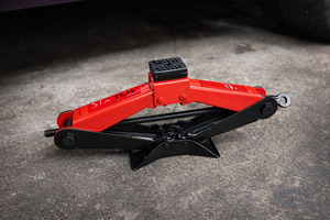 Nůžkový zvedák SX SCISSOR JACK 1,5T BASIC