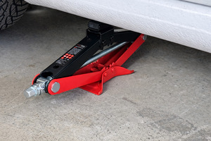 Nůžkový zvedák s ráčnou SX SCISSOR JACK 2,5T