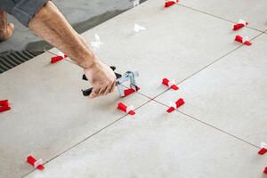 Sada nivelačních spon LEVEL SYSTEM T-HOLD 2mm, 500ks