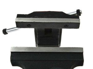 Profesionální otočný svěrák 4" (100 mm)