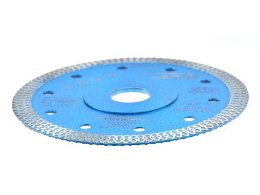 Diamantový lisovaný kotouč 125 x 10 x 22,23mm