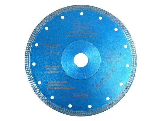 Diamantový lisovaný kotouč 200 x 10 x 22,23 mm