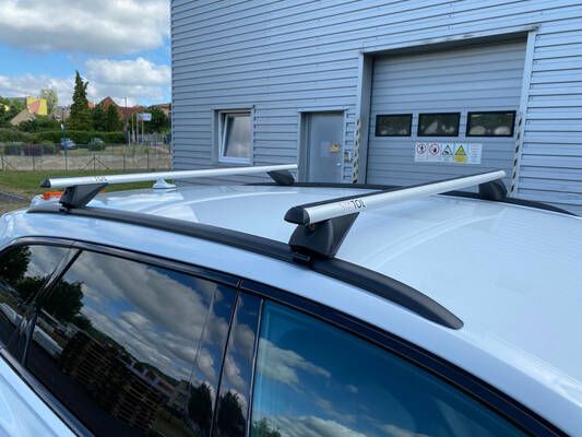 Příčný nosník se zámkem hliníkový ROOF RACK IN 1, 120cm, nosnost 90kg