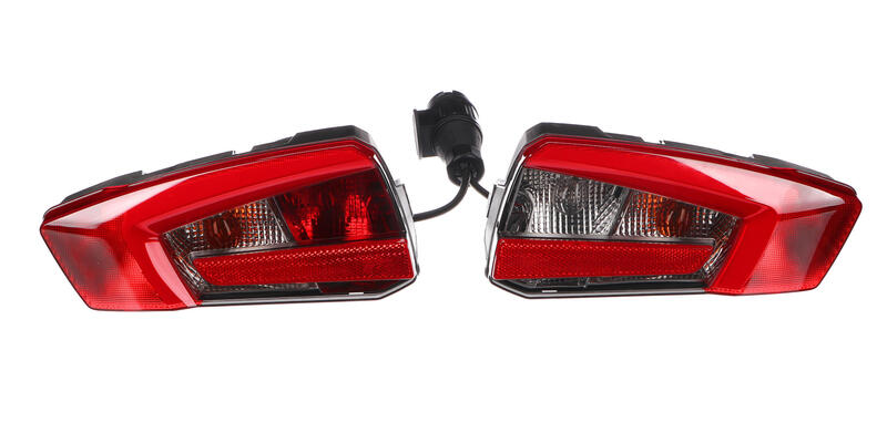 Sada světel s kabelem a 13pin zástrčkou pro nosič kol E-BIKE PRO - náhradní díl