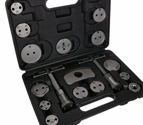 Stlačovák brzdových pístů MECHANIC BRAKE SET BLACK 18, sada 18ks