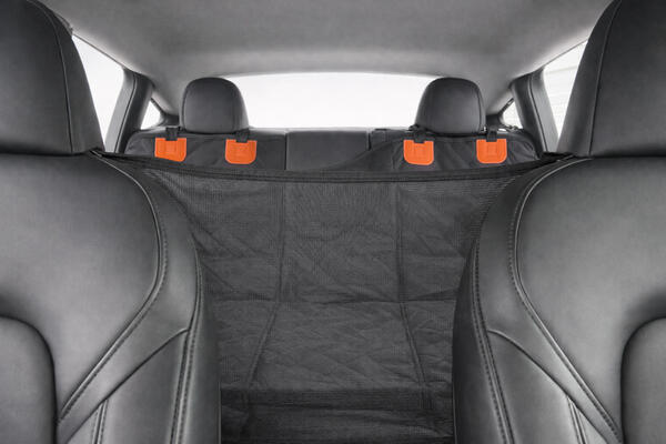 Ochranná deka do auta pod psa CAR KESSIE