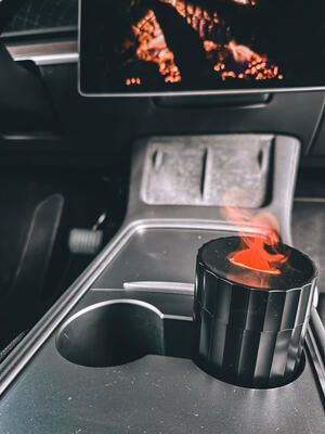 Aroma difuzer Car Flame do auta černý 100ml, USB-C, do držáku na pití